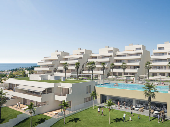 Cascada Homes - Isea - Sea views Apartments - Estepona - Costa del Sol - Aereal Front