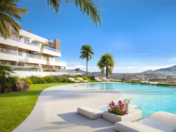 Cascada-Homes-Sunrise-Golf-Residences-La-Cala-de-Mijas-Swimming-Pool-and-Garden